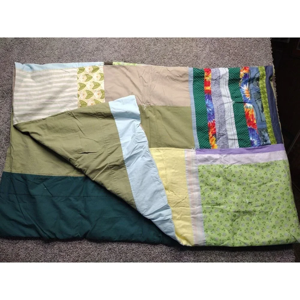 VTG Homemade Pull Square Granny Quilt W/Vibrant Accent Colors Cottage Core 53x70
